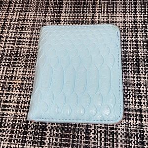 This is a wallet where you can put your money in